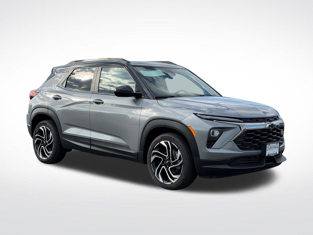 2026 Chevrolet Trailblazer RS Image 1 of 35