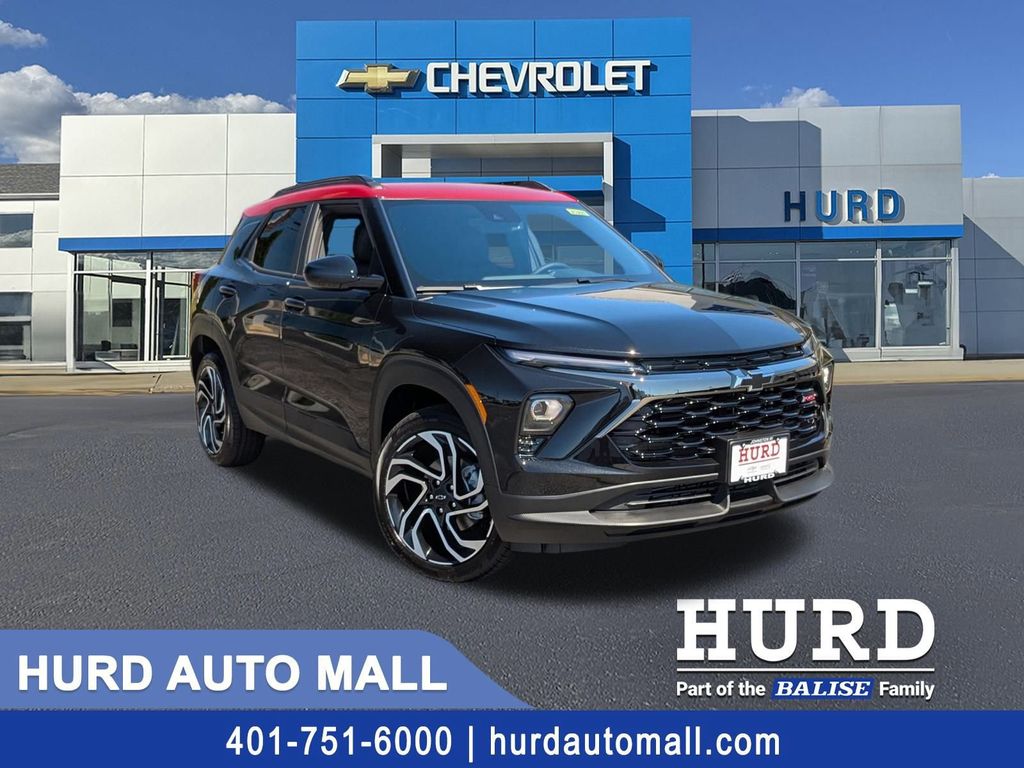 2026 Chevrolet Trailblazer RS Image 3 of 35