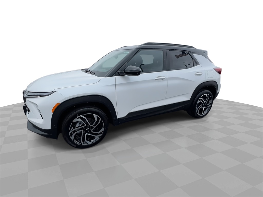 2026 Chevrolet Trailblazer RS Image 2 of 28