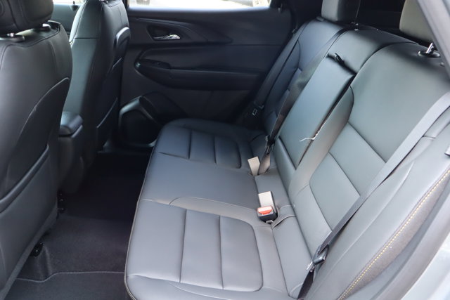 Vehicle image 10 of 24
