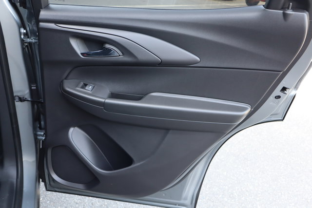 Vehicle image 19 of 24