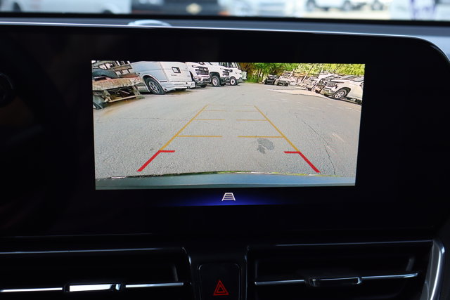 Vehicle image 16 of 24
