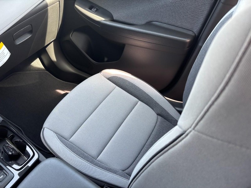 2026 Chevrolet Trailblazer LS Image 12 of 25