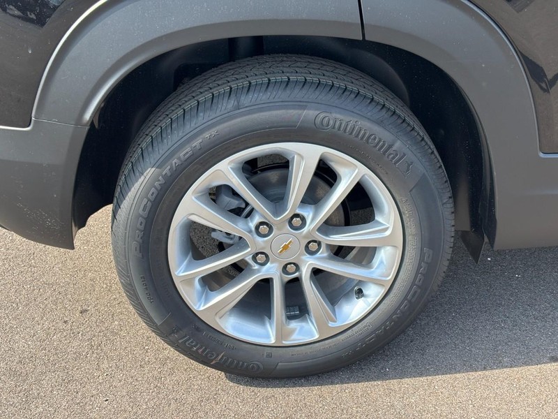 2026 Chevrolet Trailblazer LS Image 4 of 25