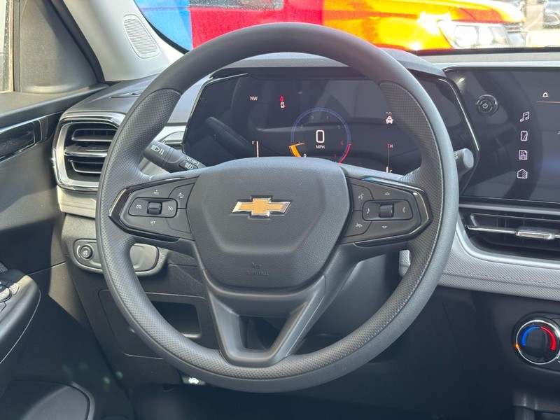 2026 Chevrolet Trailblazer LS Image 6 of 25