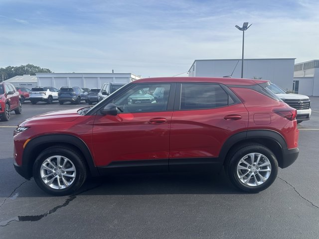 Vehicle image 9 of 26