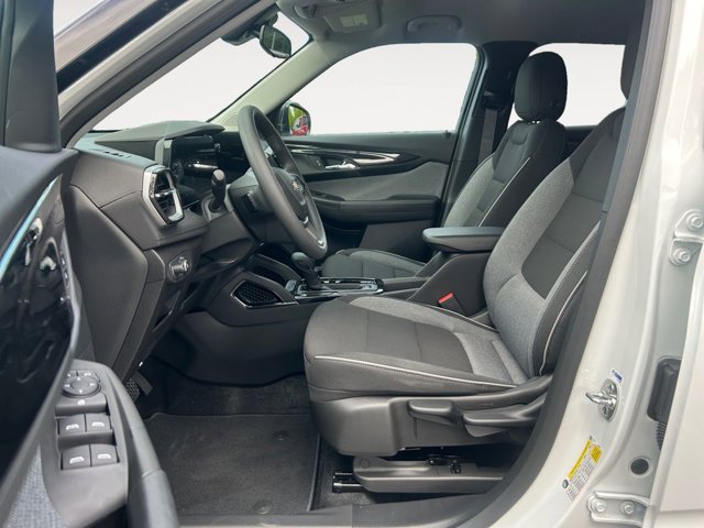 2026 Chevrolet Trailblazer LS Image 13 of 35