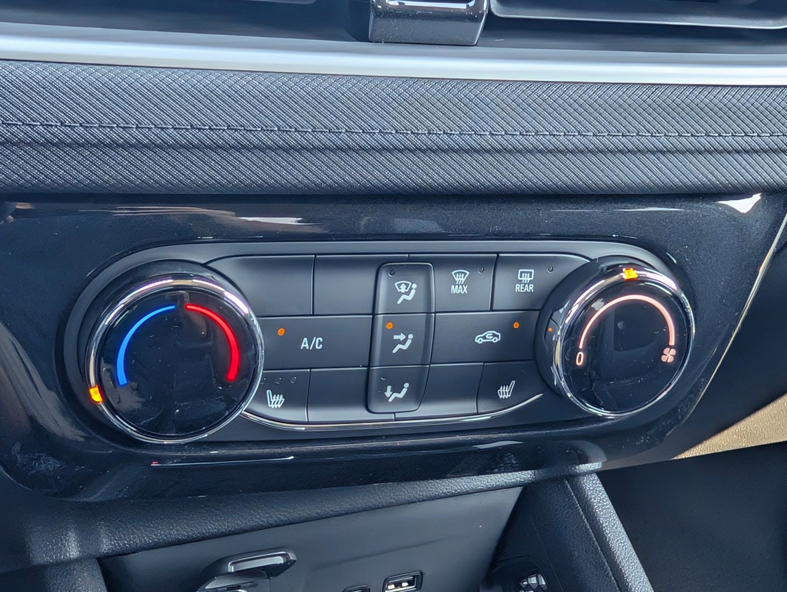 Vehicle image 12 of 23