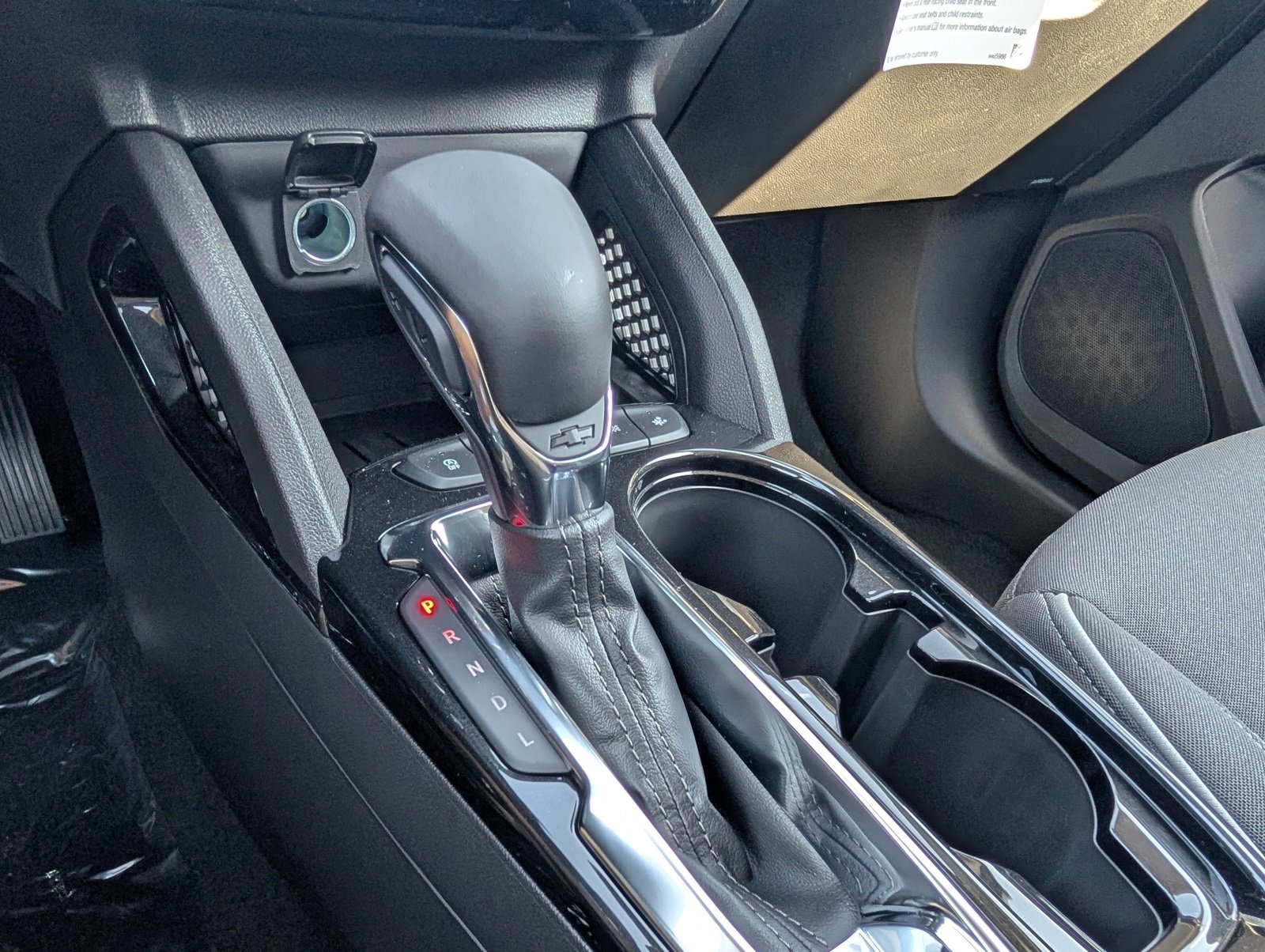 Vehicle image 11 of 23