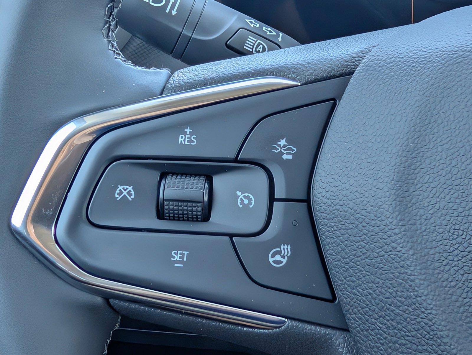 Vehicle image 20 of 23