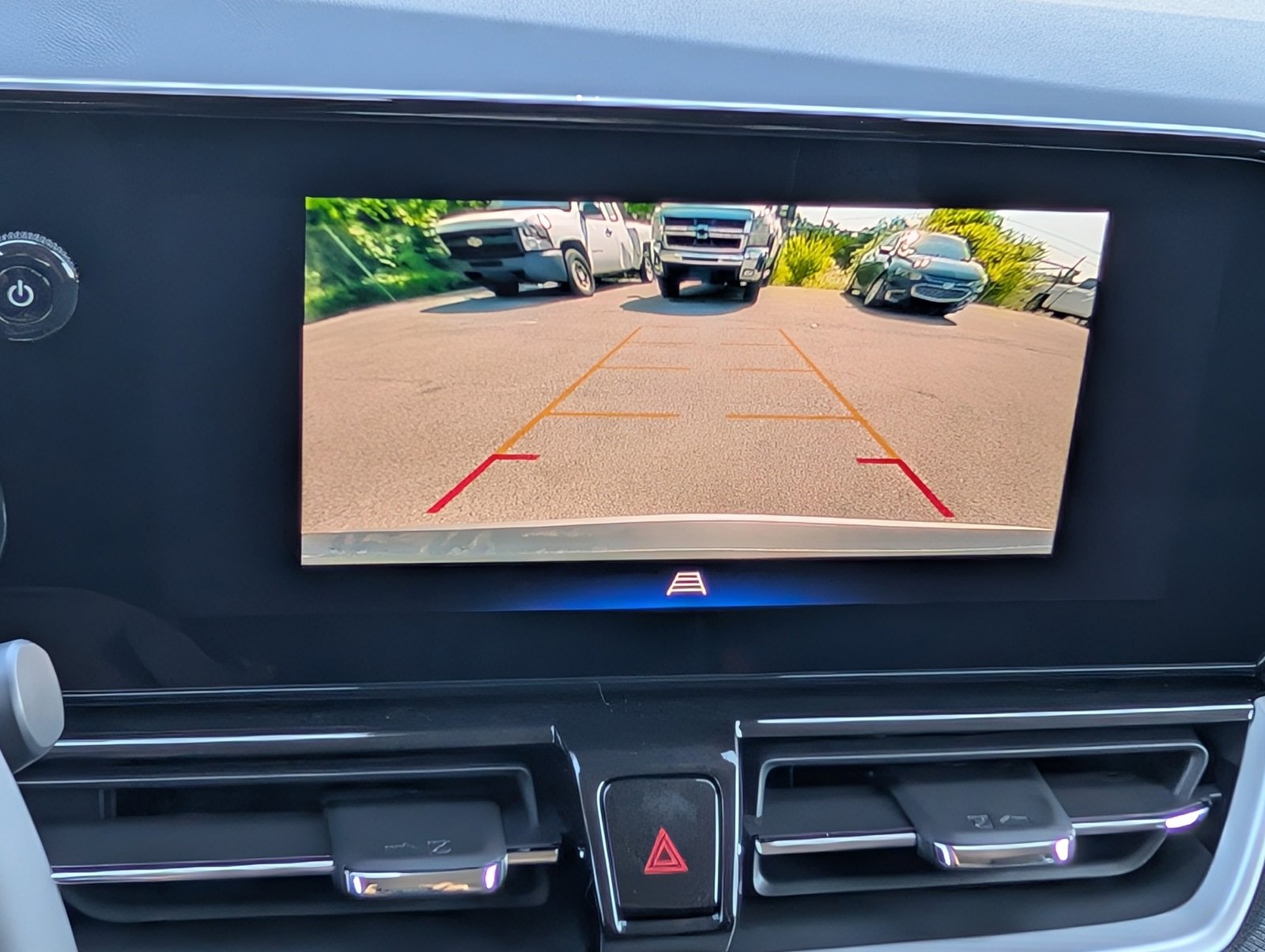 Vehicle image 9 of 23