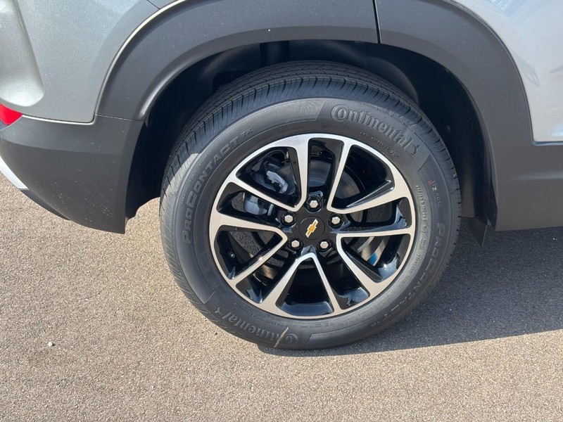 2026 Chevrolet Trailblazer LT Image 4 of 25