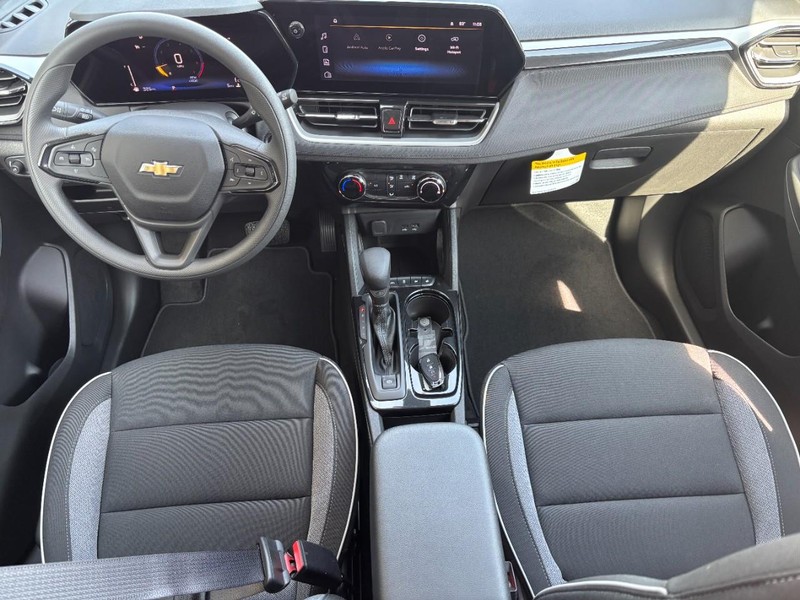 2026 Chevrolet Trailblazer LT Image 7 of 25