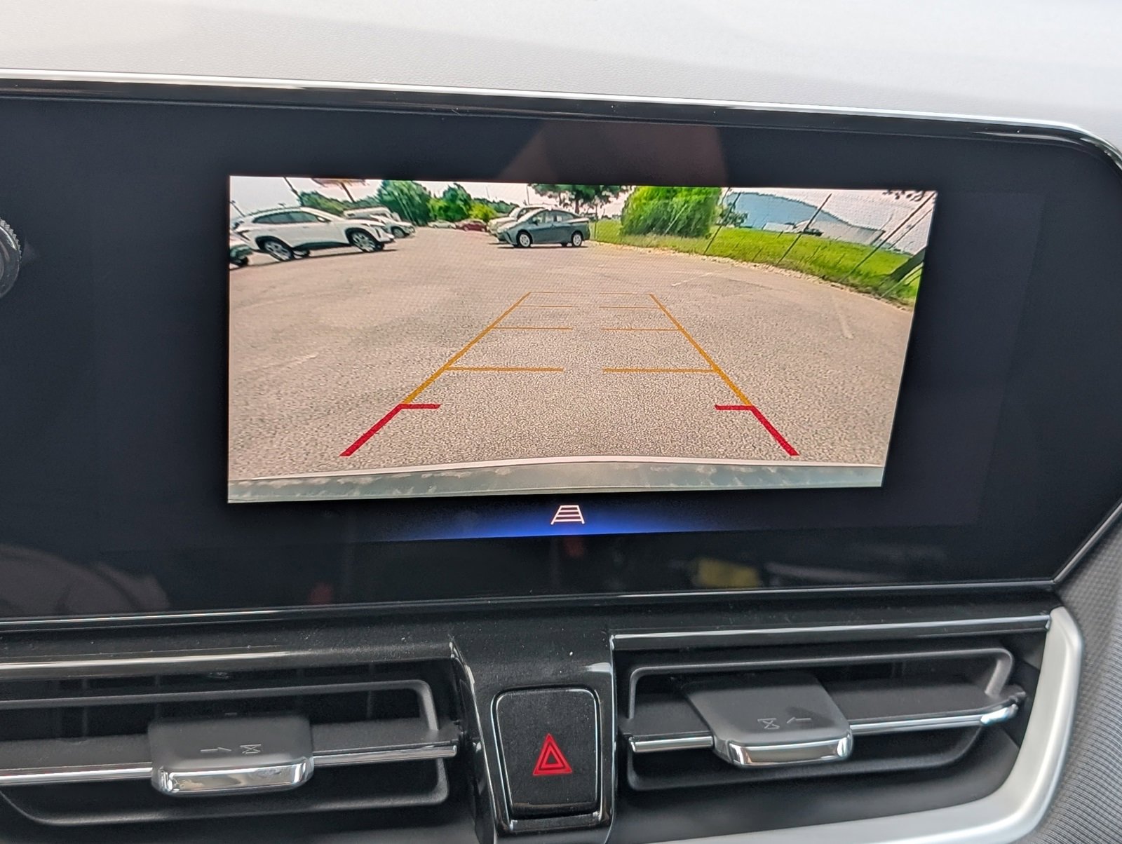 Vehicle image 9 of 24
