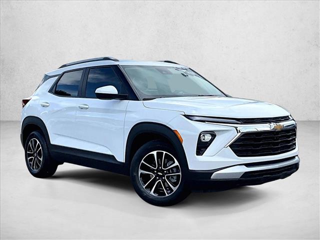 2026 Chevrolet Trailblazer LT Image 2 of 30