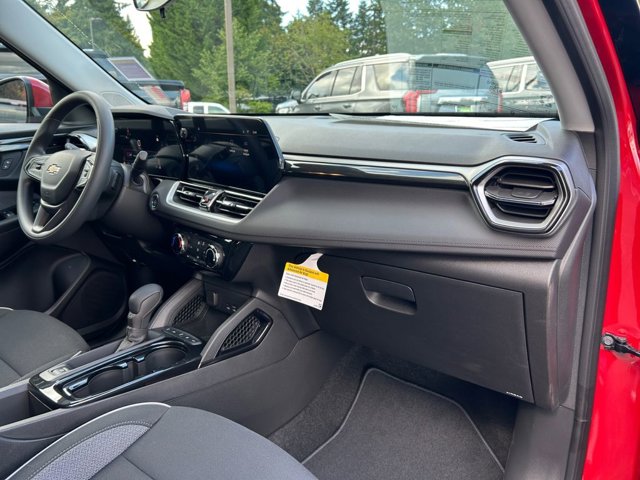 2026 Chevrolet Trailblazer LT Image 17 of 35