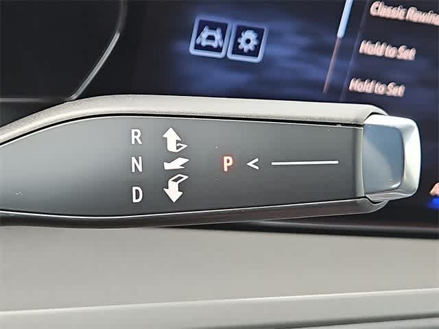 2026 Chevrolet Traverse AWD LT Image 13 of 23