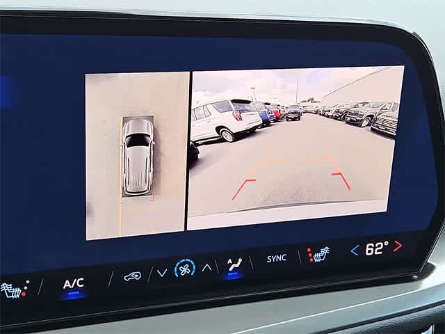 2026 Chevrolet Traverse AWD LT Image 16 of 23