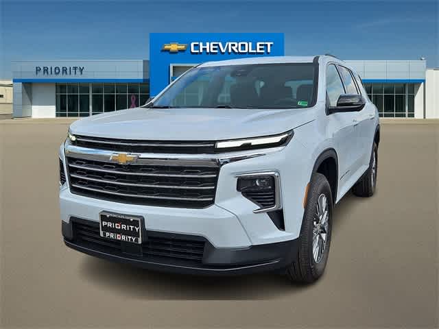 2026 Chevrolet Traverse AWD LT Image 1 of 23