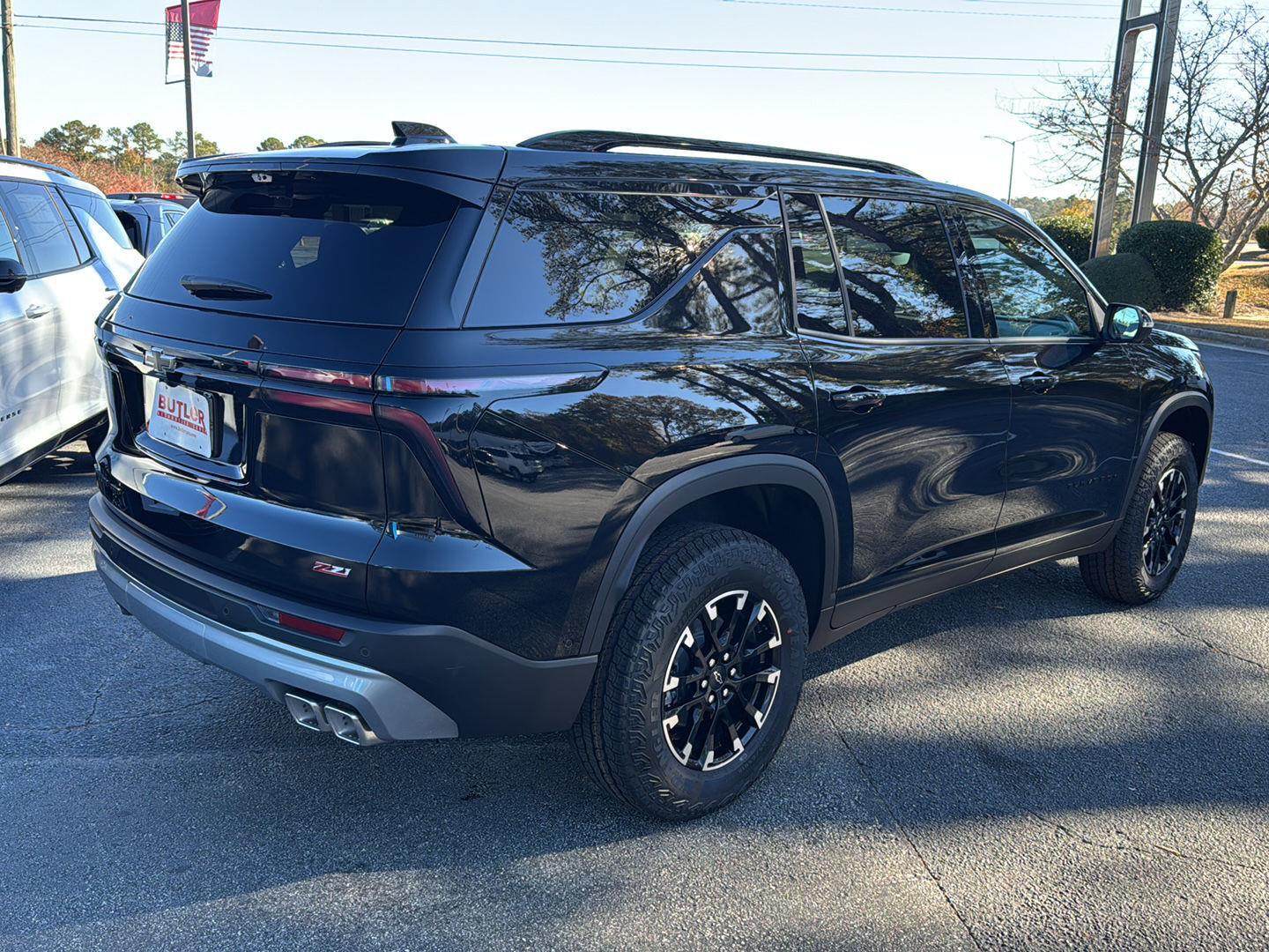 2026 Chevrolet Traverse Z71 Image 6 of 34