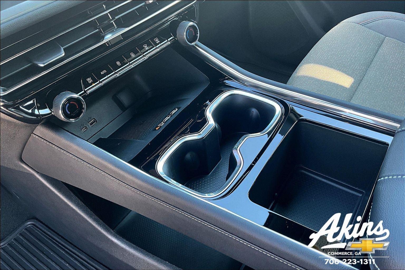 2026 Chevrolet Traverse FWD LT Image 18 of 22