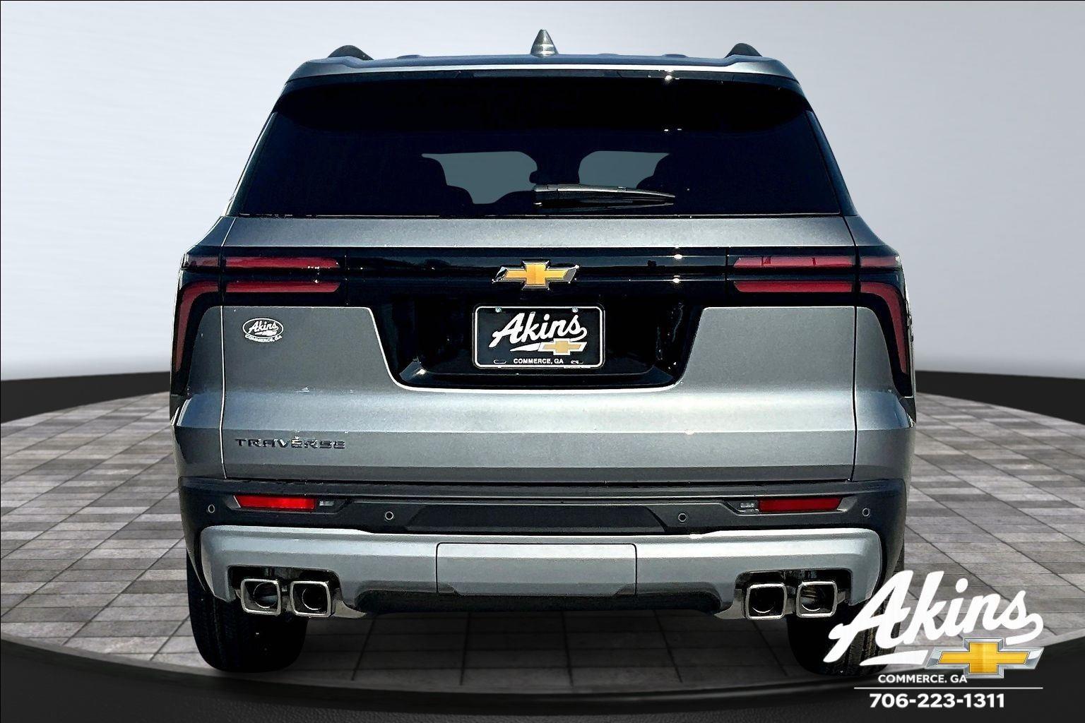 2026 Chevrolet Traverse FWD LT Image 6 of 22