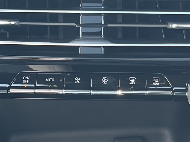 2026 Chevrolet Traverse FWD High Country Image 37 of 37