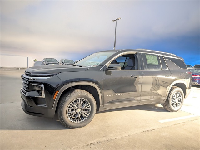 2026 Chevrolet Traverse FWD LT Image 1 of 19