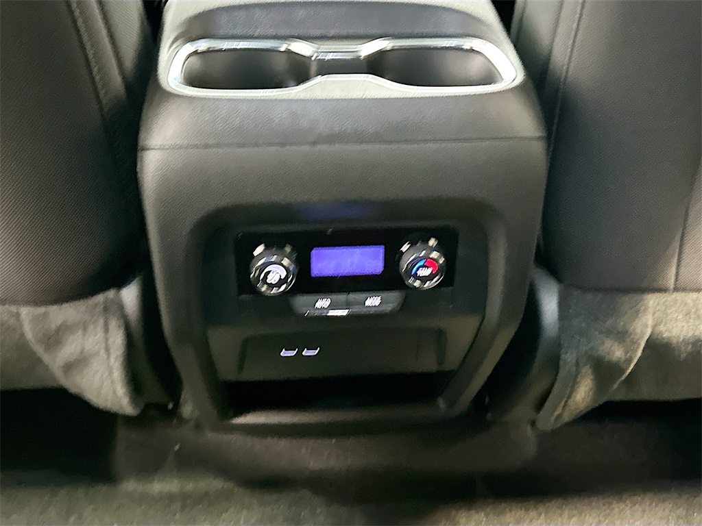 2026 Chevrolet Traverse FWD LT Image 34 of 35