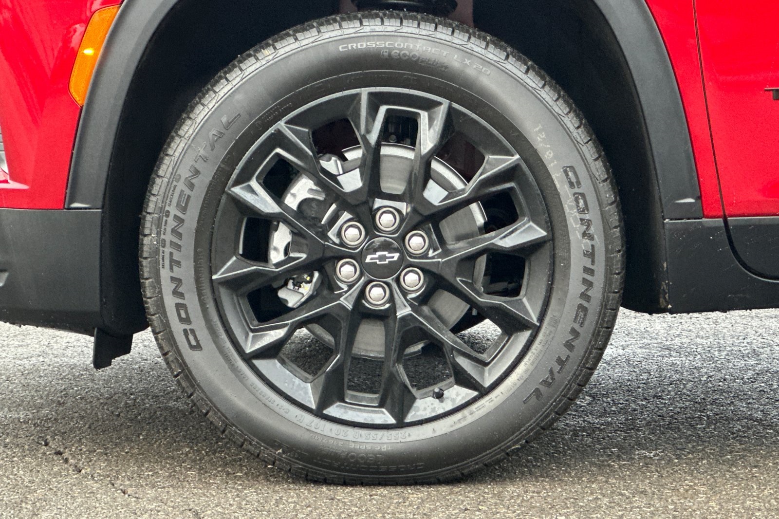 2026 Chevrolet Traverse FWD LT Image 10 of 30