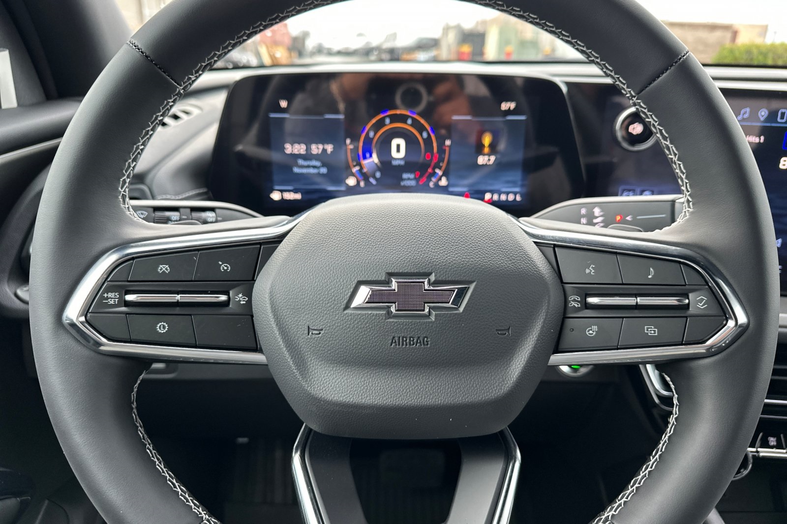 2026 Chevrolet Traverse FWD LT Image 17 of 30