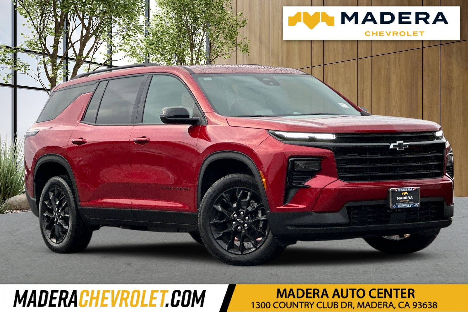 2026 Chevrolet Traverse FWD LT Image 4 of 30