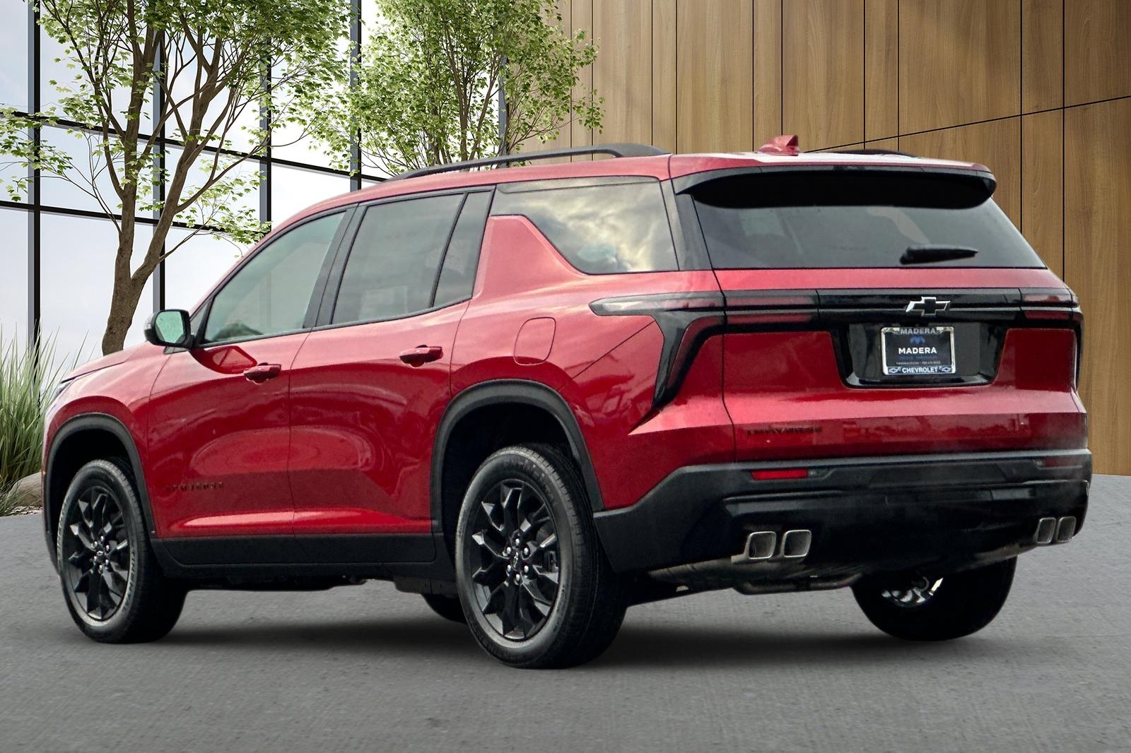 2026 Chevrolet Traverse FWD LT Image 6 of 30