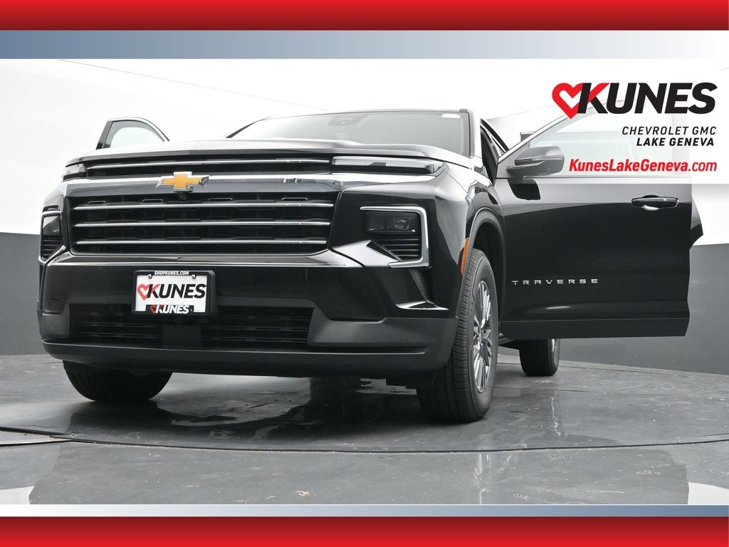 2026 Chevrolet Traverse AWD LT Image 8 of 66