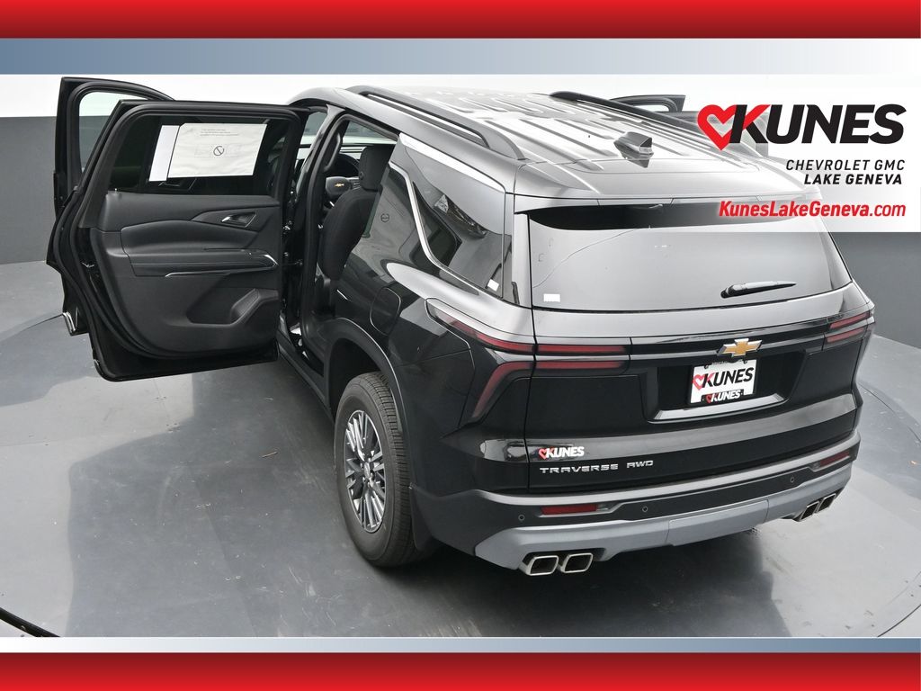 2026 Chevrolet Traverse AWD LT Image 38 of 66