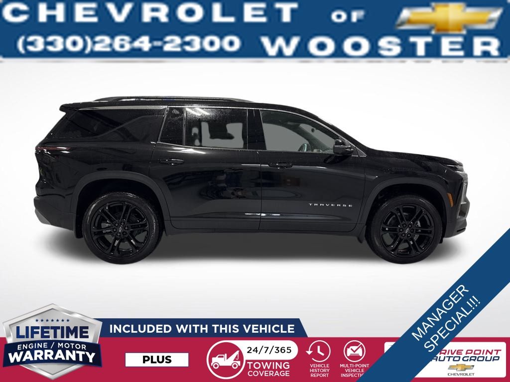 2026 Chevrolet Traverse AWD LT Image 4 of 40