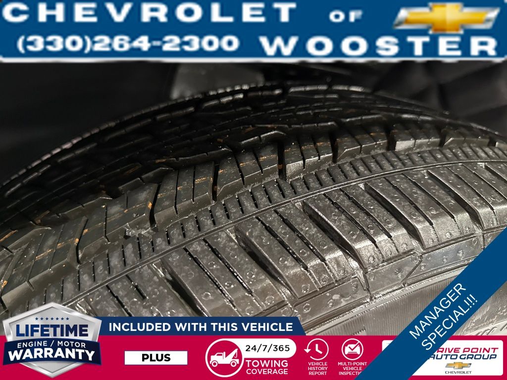 2026 Chevrolet Traverse AWD LT Image 12 of 40