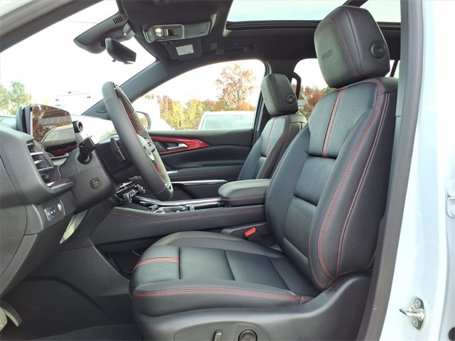 2026 Chevrolet Traverse FWD RS Image 8 of 15