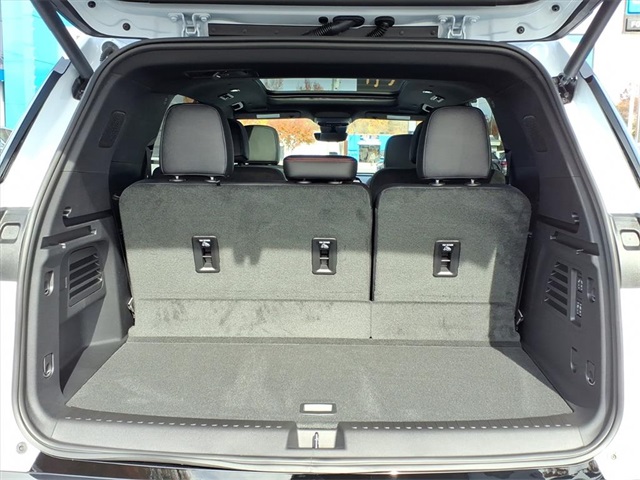 2026 Chevrolet Traverse FWD RS Image 6 of 15