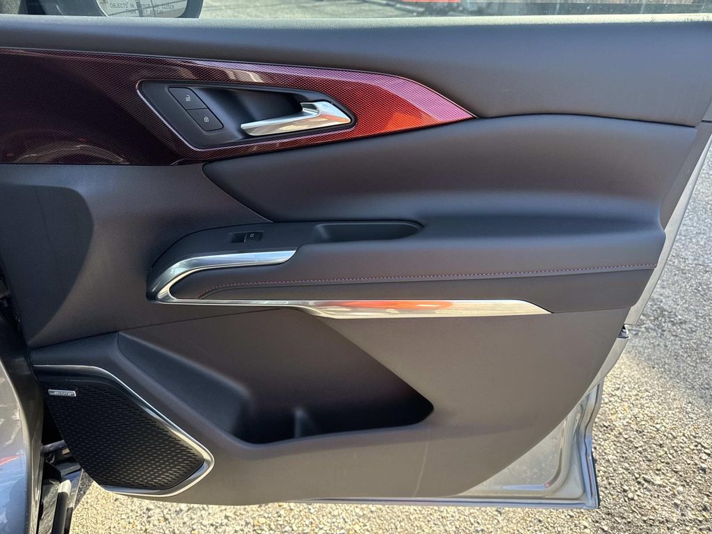 2026 Chevrolet Traverse FWD RS Image 21 of 27