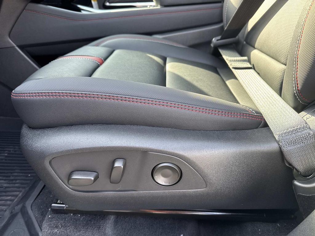 2026 Chevrolet Traverse FWD RS Image 27 of 27