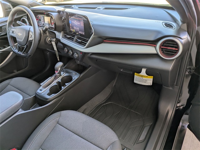 2026 Chevrolet Trax 1RS Image 9 of 15