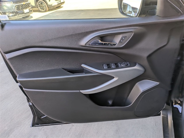 2026 Chevrolet Trax 1RS Image 14 of 15