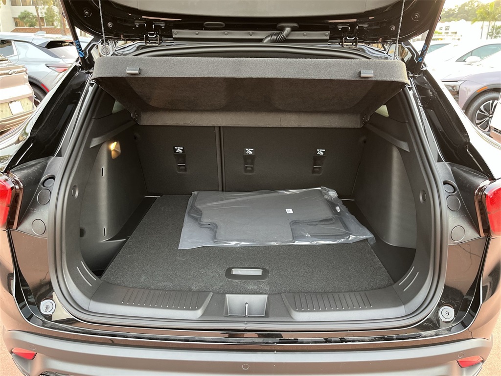 2026 Chevrolet Trax 2RS Image 11 of 34