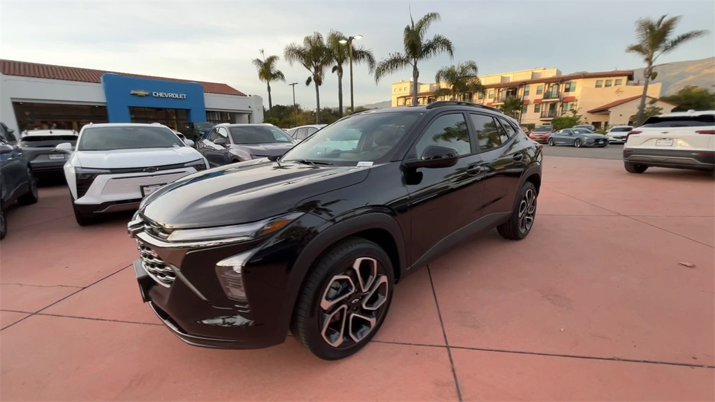 2026 Chevrolet Trax 2RS Image 1 of 34