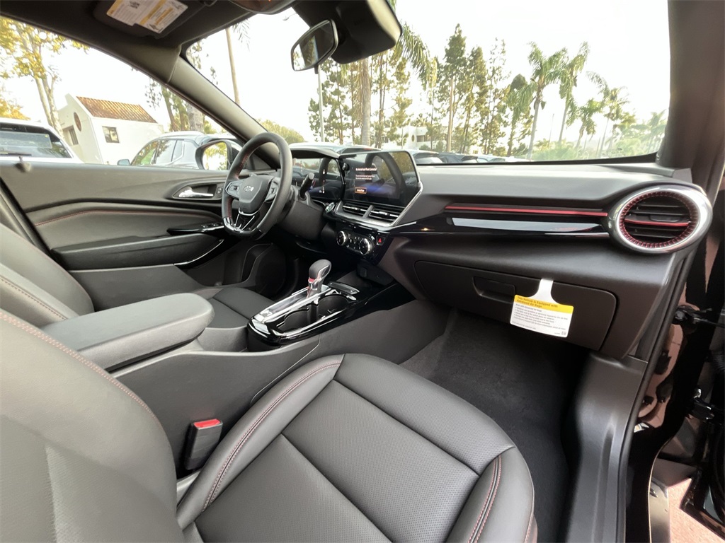 2026 Chevrolet Trax 2RS Image 18 of 34