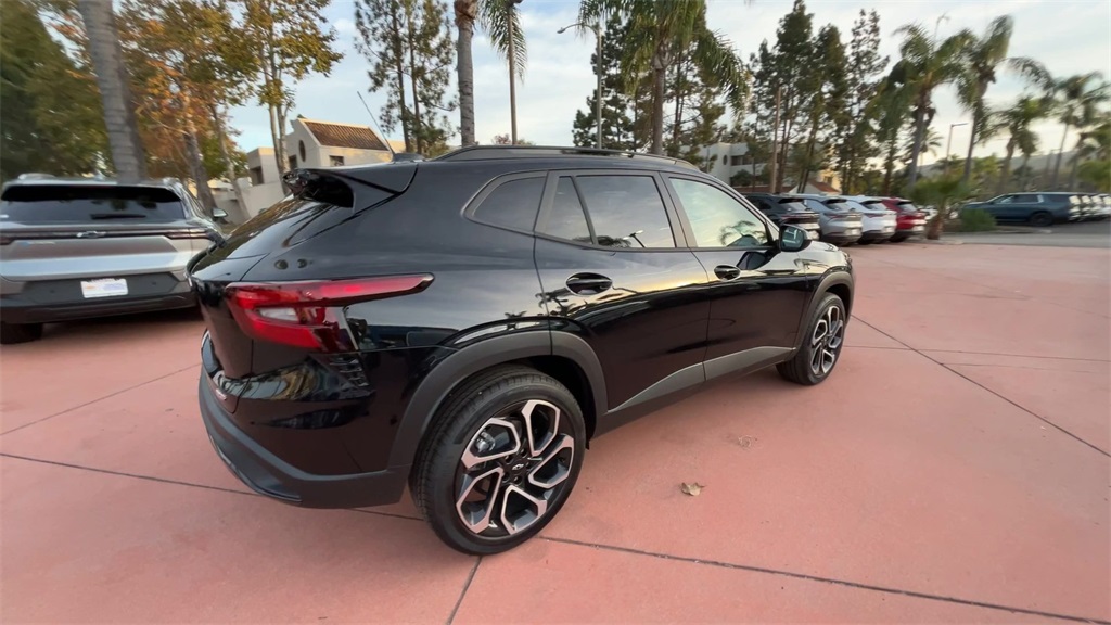 2026 Chevrolet Trax 2RS Image 6 of 34