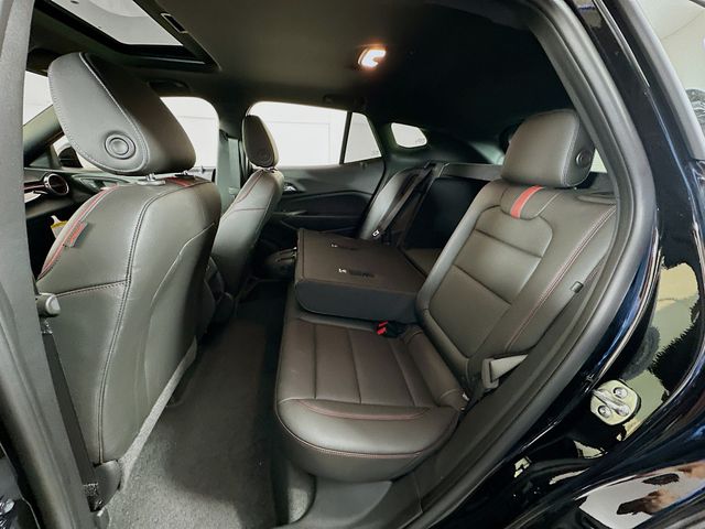 2026 Chevrolet Trax 2RS Image 13 of 33