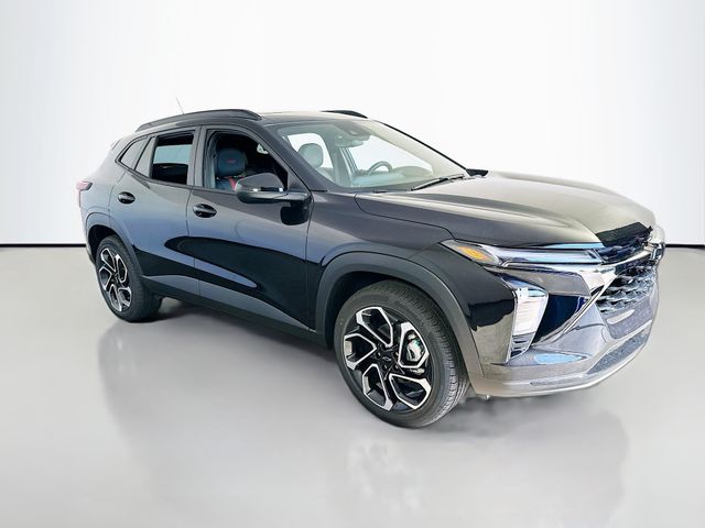 2026 Chevrolet Trax 2RS Image 3 of 33