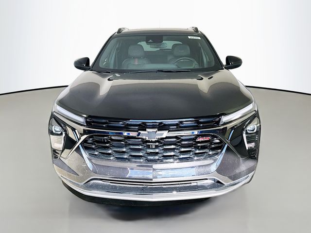 2026 Chevrolet Trax 2RS Image 2 of 33